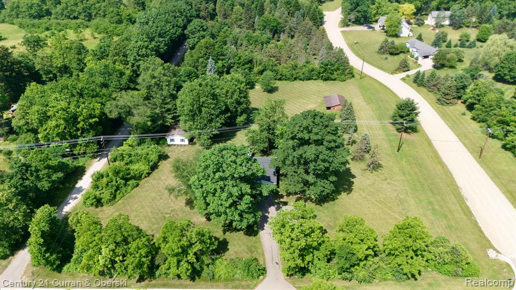 21651 Currie Road Northville, MI 48167 - Photo 38 of 52 Gallery Image 38