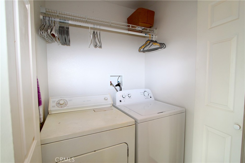 3085 Gardner Road Nice, CA 95464 - Photo 14 of 20 a utility room with dryer and washer