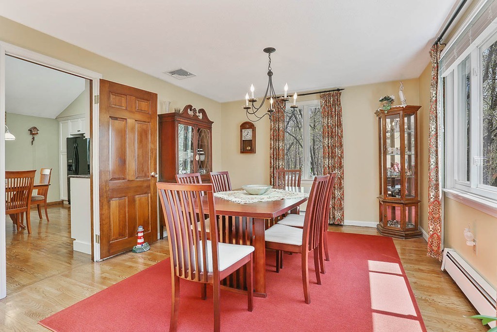 12 Howlett Street Topsfield, MA 01983 - Photo 9 of 26 Gallery Image 9