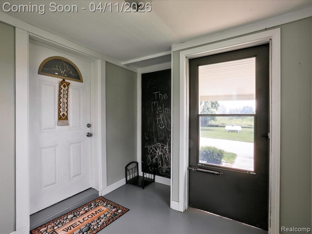 5770 Greenwood Road Avoca, MI 48006 - Photo 6 of 40