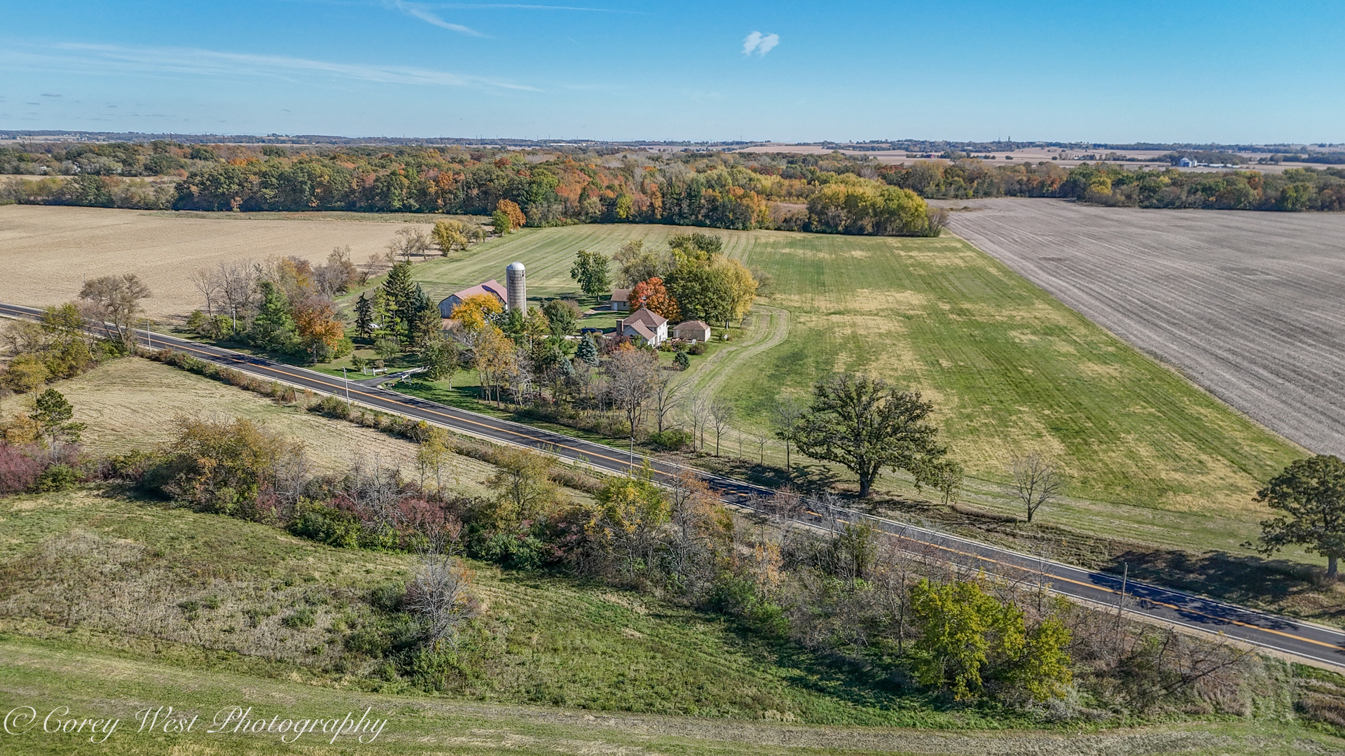 11N315 McGough Road Hampshire, IL 60140 - Photo 41 of 49 an aerial view of a city