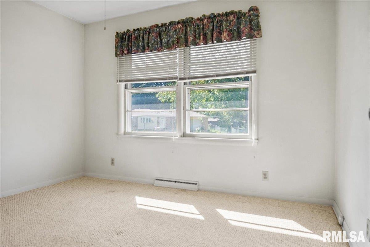5414 North James Road Peoria, IL 61615 - Photo 9 of 15 Gallery Image 9