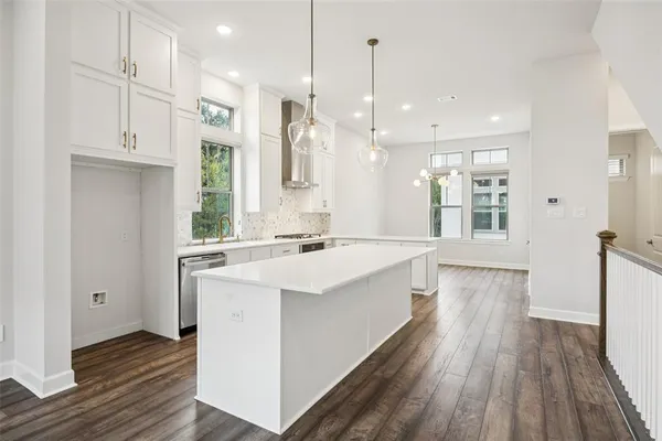 $675,000 | 5337 Laurel Branch Drive, Dallas, TX 75209