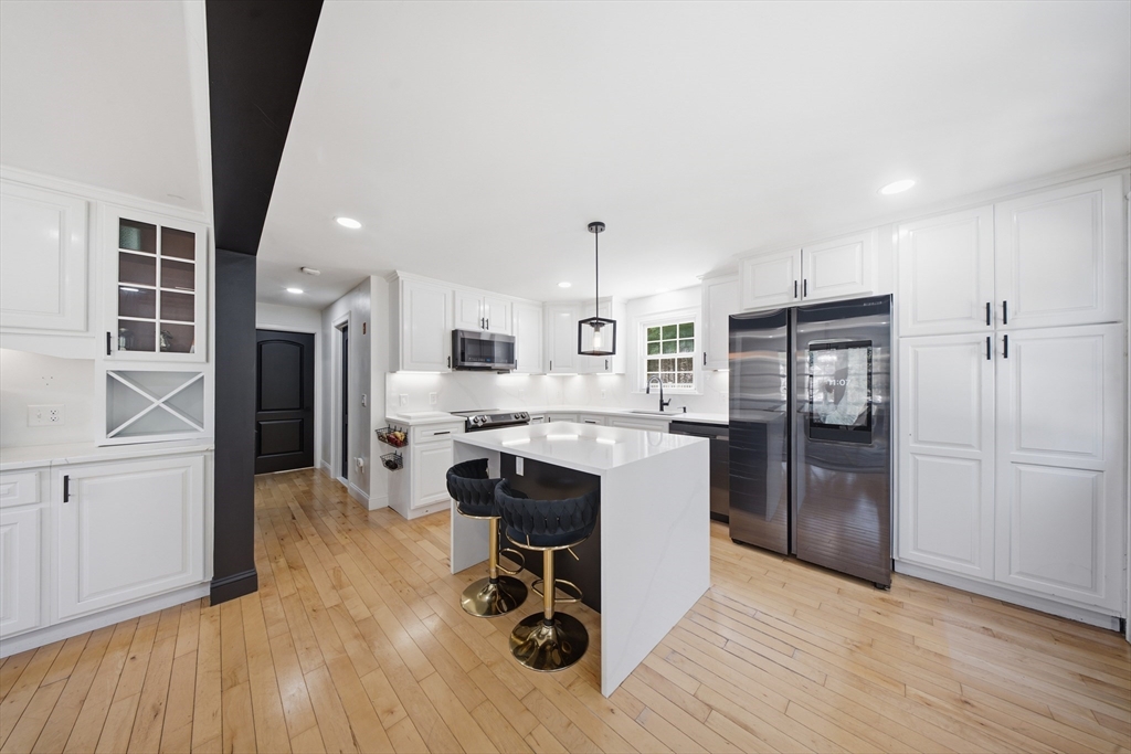 345 Pleasantdale Road Rutland, MA 01543 - Photo 8 of 40