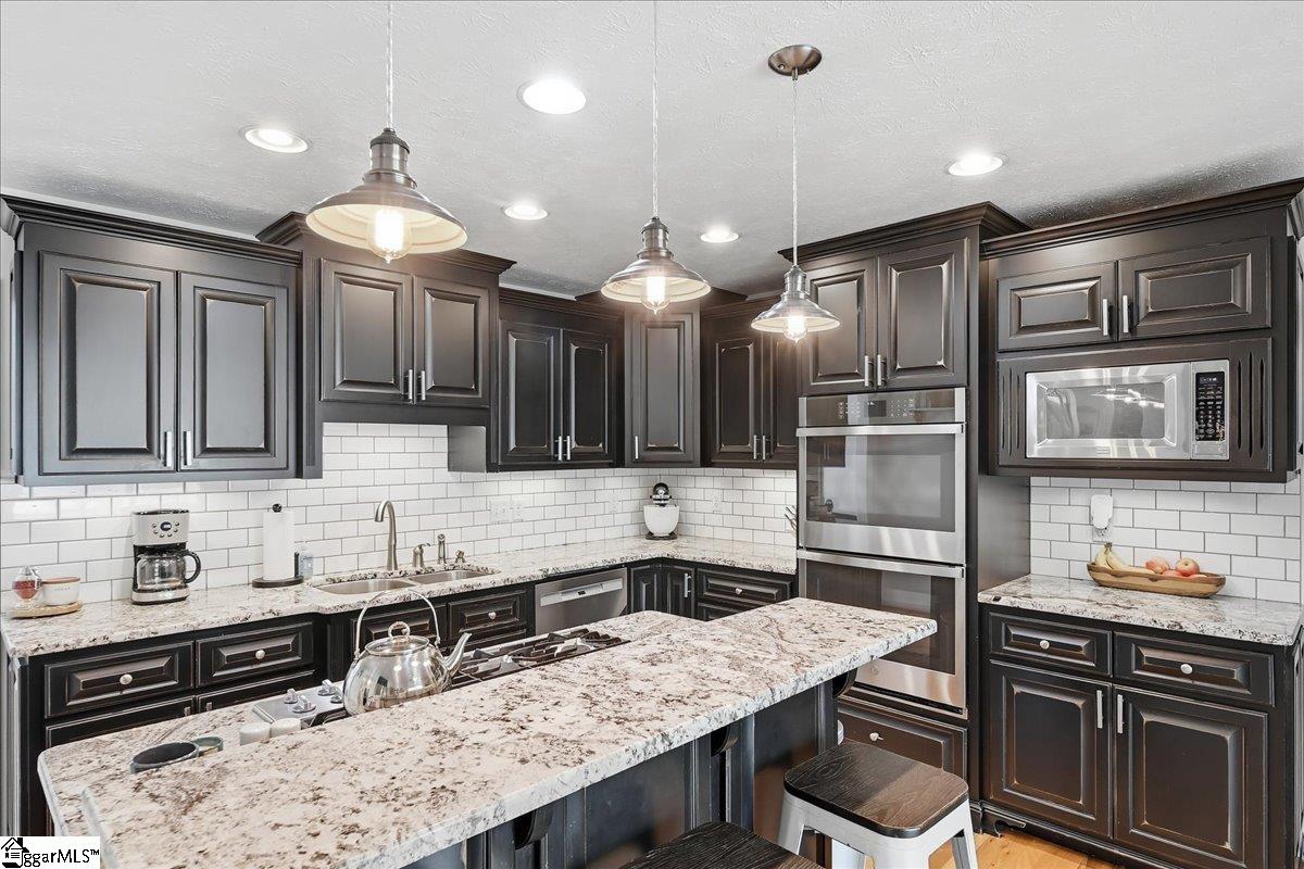 14 Pine View Terrace Taylors, SC 29687 - Photo 7 of 35