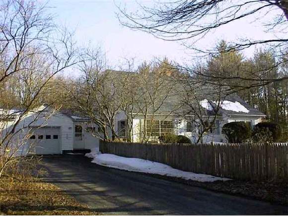 580 Old Candia Road Candia, NH 03034 - Photo 1 of 5