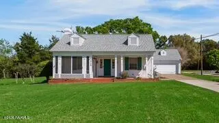 $299,999 | 510 2nd Street, Abbeville, LA 70510