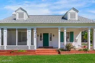$299,999 | 510 2nd Street, Abbeville, LA 70510