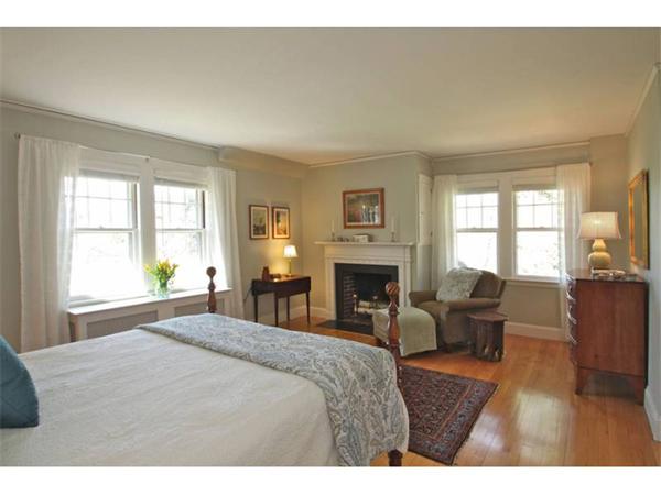 34 Old England Road Newton, MA 02467 - Photo 11 of 16 Gallery Image 11