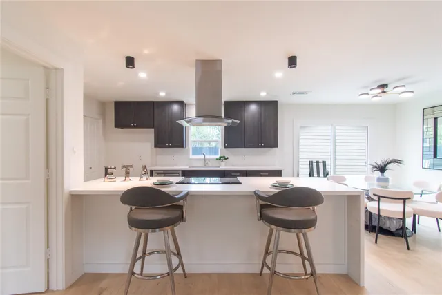 $440,000 | 5326 De Lange Lane, Houston, TX 77092