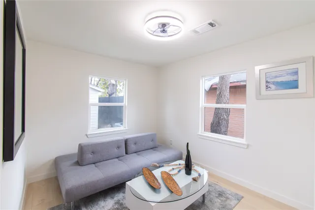 $440,000 | 5326 De Lange Lane, Houston, TX 77092