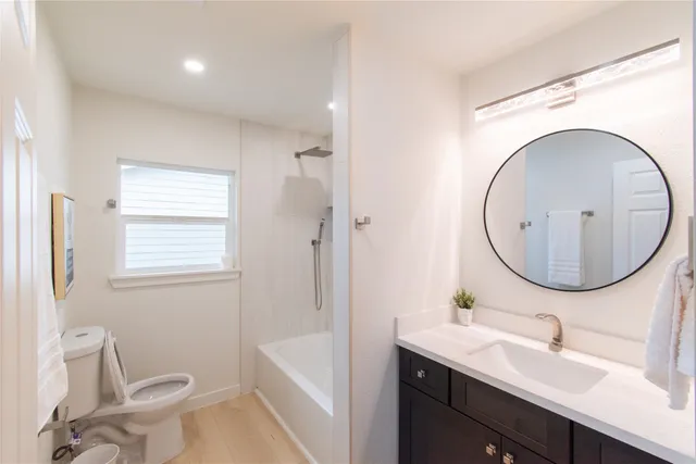 $440,000 | 5326 De Lange Lane, Houston, TX 77092