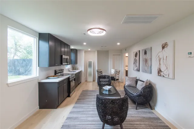 $440,000 | 5326 De Lange Lane, Houston, TX 77092