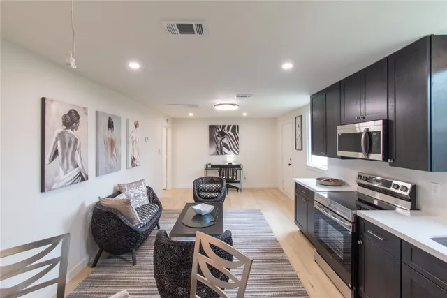 $440,000 | 5326 De Lange Lane, Houston, TX 77092