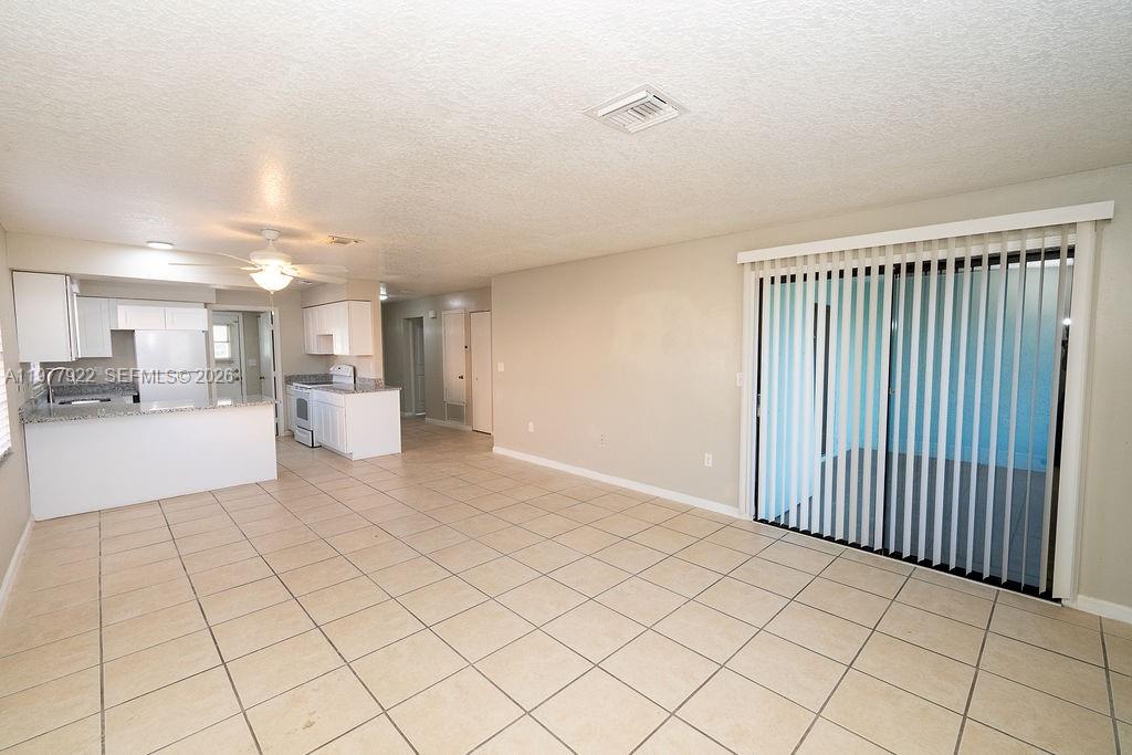 840 Angela Avenue Rockledge, FL 32955 - Photo 4 of 14