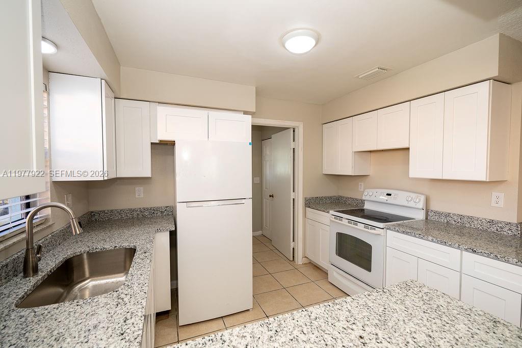 840 Angela Avenue Rockledge, FL 32955 - Photo 5 of 14