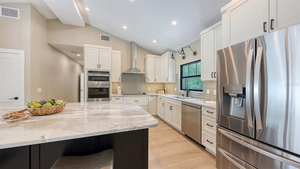 7345 Pine Needle Road Sarasota, FL 34242 - Photo 31 of 74