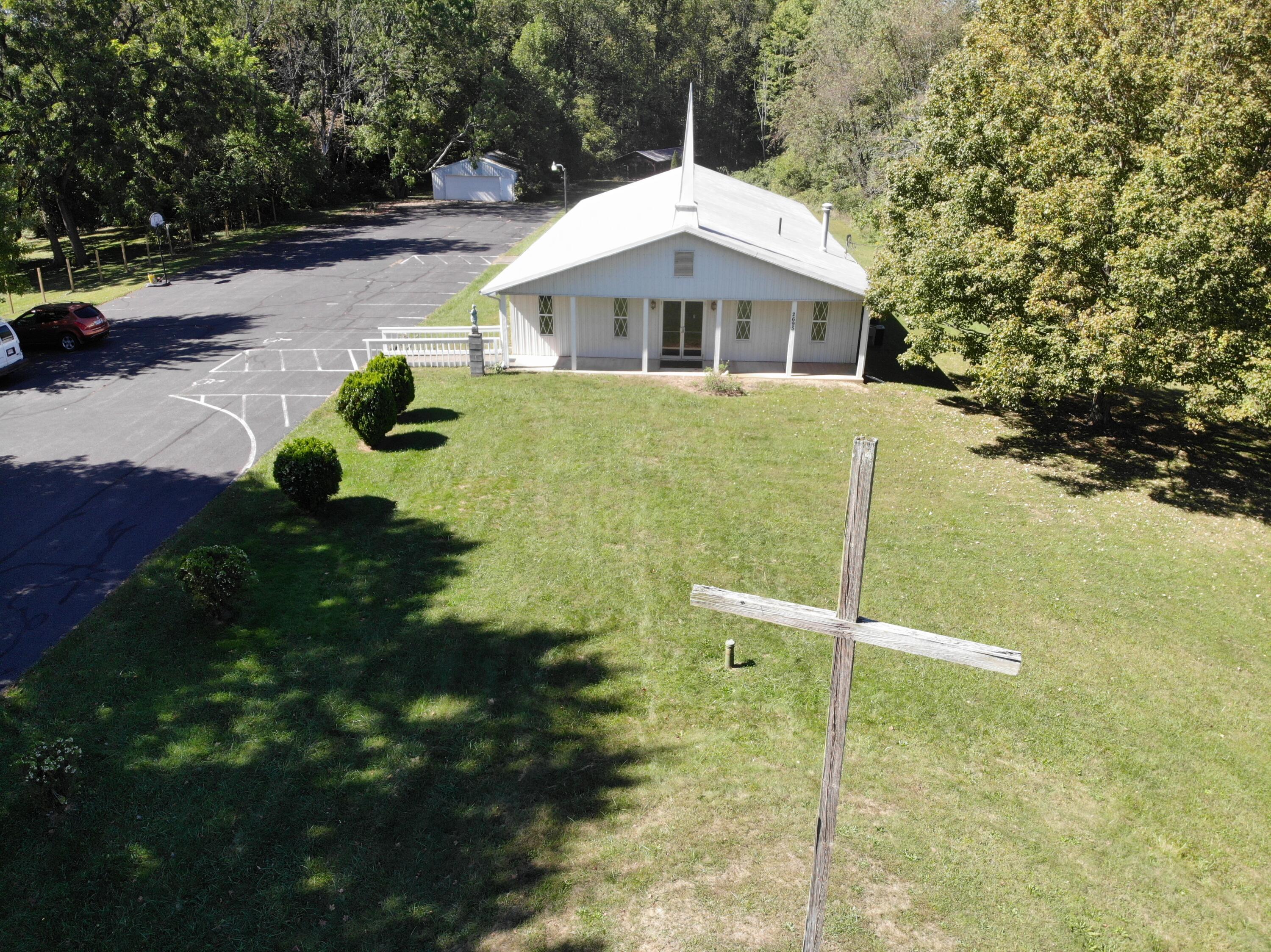 2695 Boving Road Southwest Lancaster, OH 43130 - Photo 1 of 58