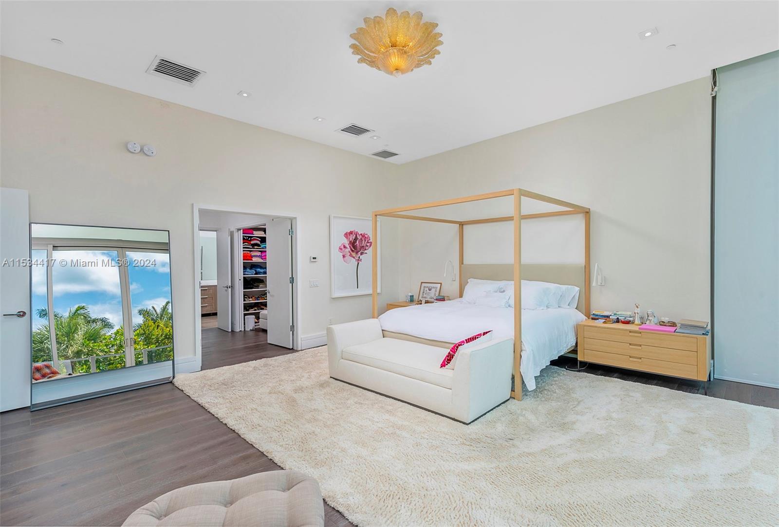107 Reef Lane Key Biscayne, FL 33149 - Photo 18 of 46 Gallery Image 18