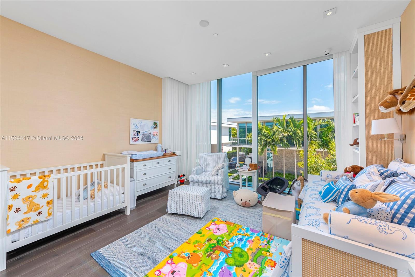 107 Reef Lane Key Biscayne, FL 33149 - Photo 20 of 46 Gallery Image 20