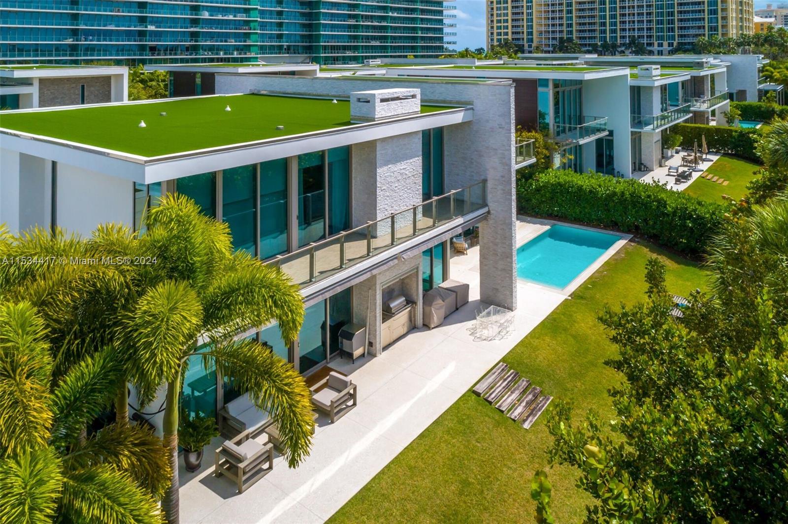 107 Reef Lane Key Biscayne, FL 33149 - Photo 29 of 46 Gallery Image 29
