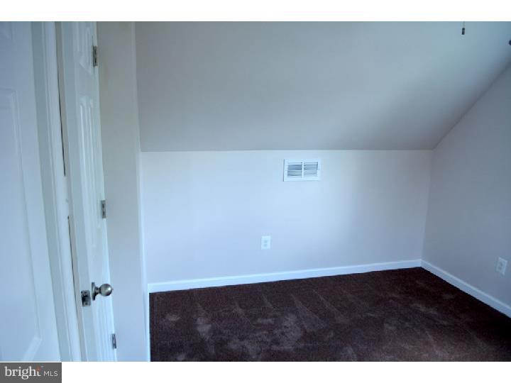 23 Mayflower Road Levittown, PA 19056 - Photo 8 of 24 Gallery Image 8