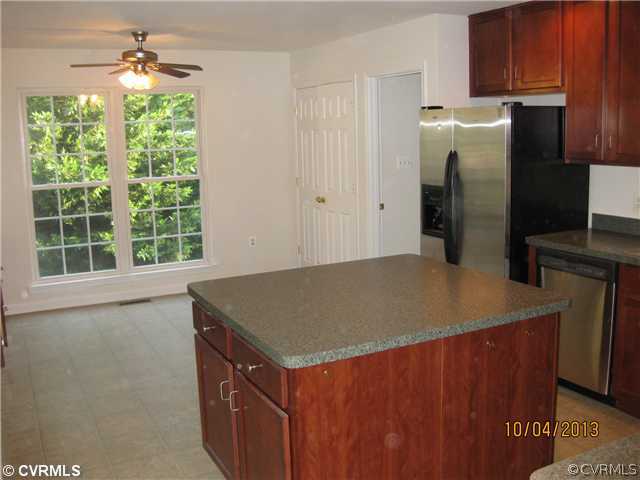 5108 Ridge Road Spotsylvania, VA 22551 - Photo 5 of 19 Kitchen