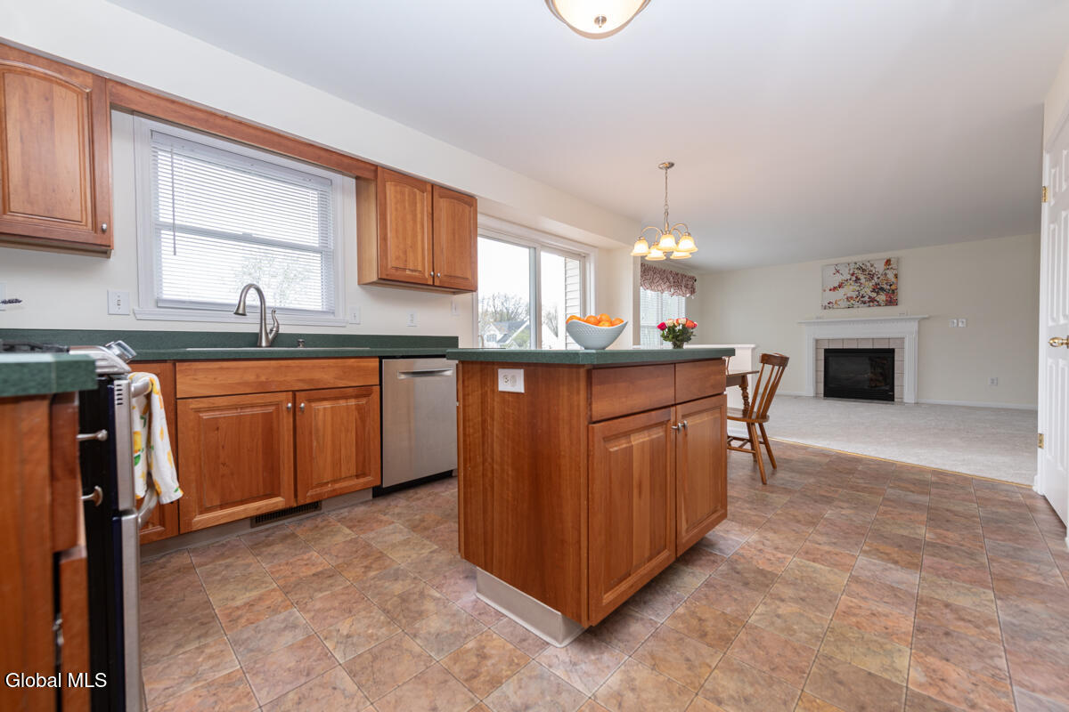 46 Harvest Ridge Road Bethlehem, NY 12158 - Photo 12 of 42 DSC_9914