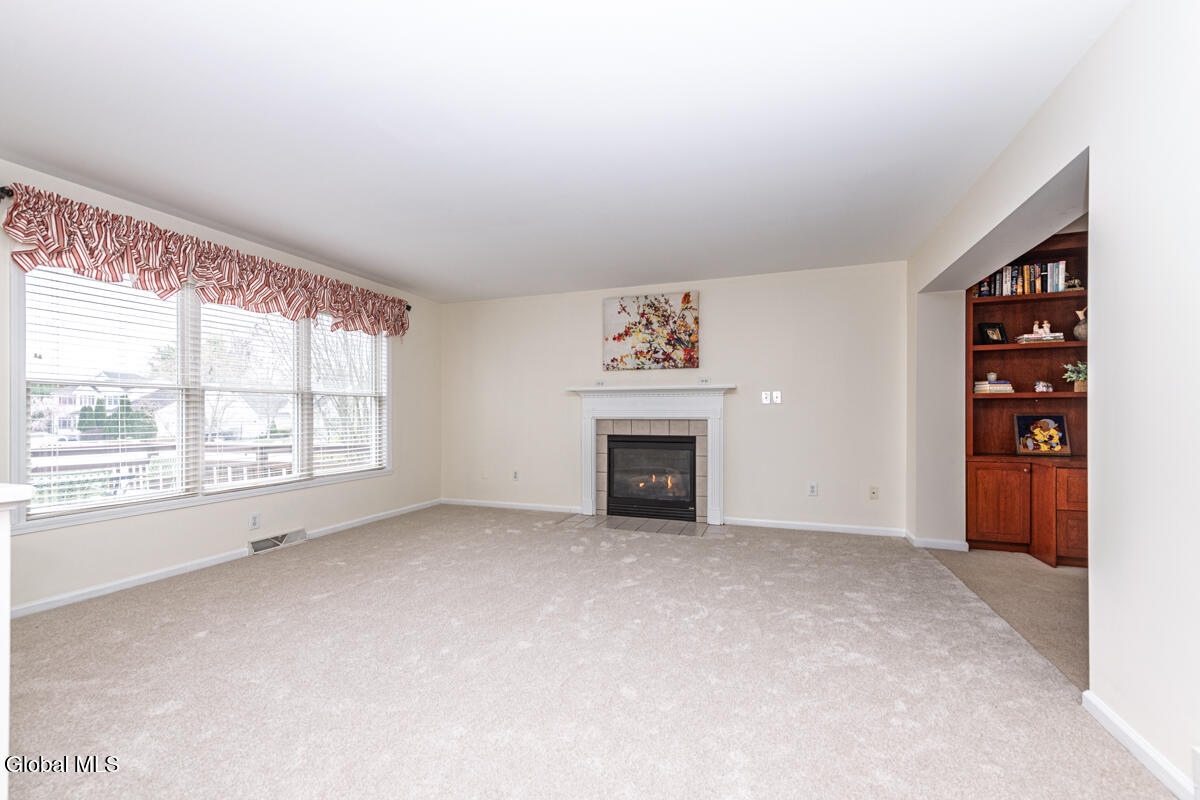 46 Harvest Ridge Road Bethlehem, NY 12158 - Photo 10 of 42 DSC_9892