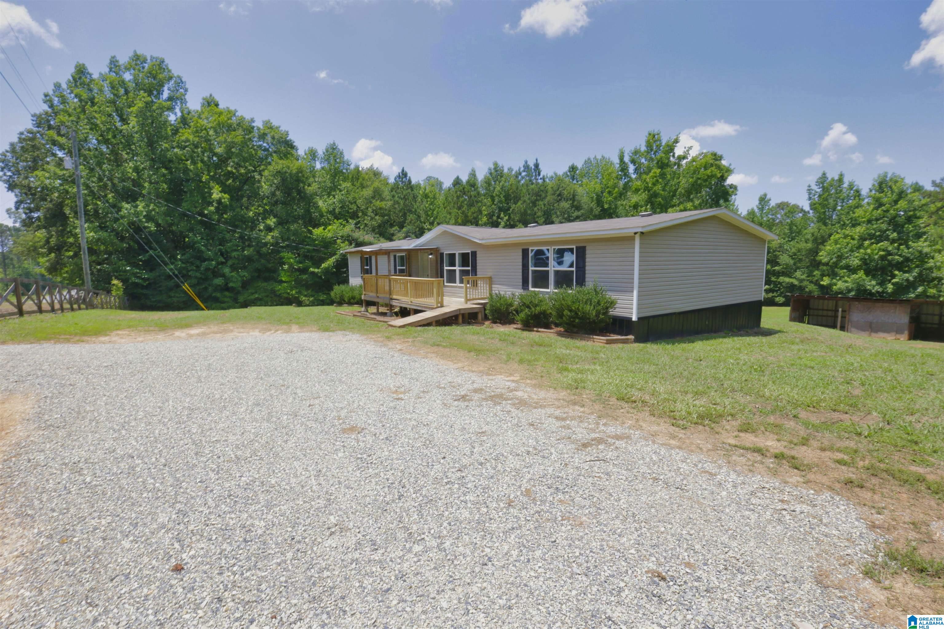 2704 Woolfolk Road Munford, AL 36268 - Photo 2 of 41