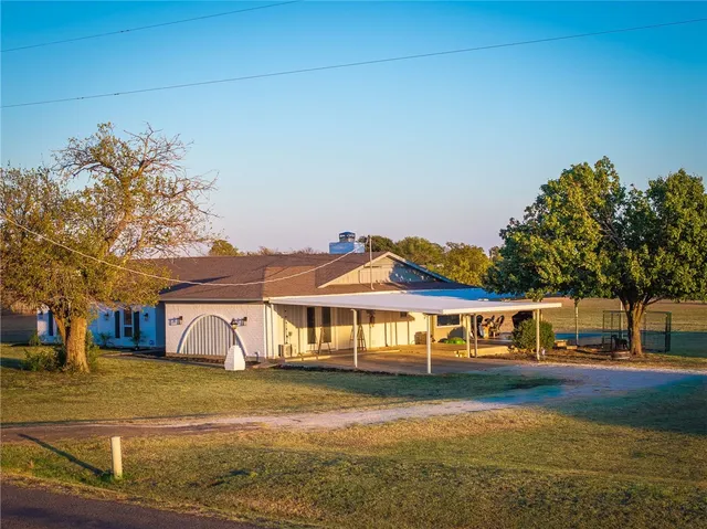 $675,000 | 301 Star Dust, Woodway, TX 76712