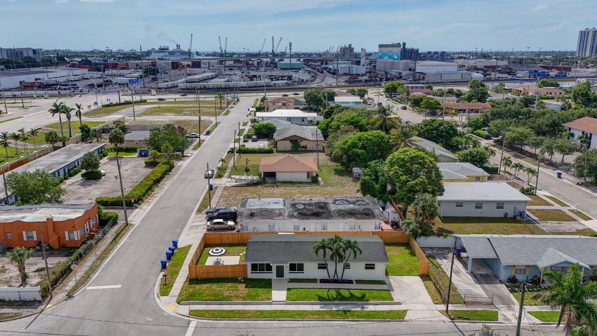 665 West 7th Street Riviera Beach, FL 33404 - Photo 56 of 62 2 blocks to the Port of Palm Beach