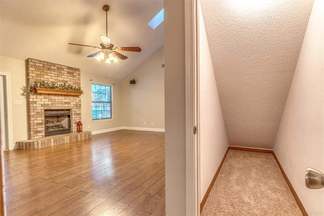 5599 Fox Fire Road Milton, FL 32570 - Photo 18 of 48 Gallery Image 18