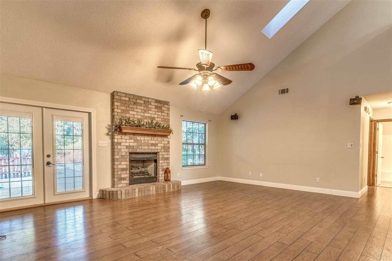 5599 Fox Fire Road Milton, FL 32570 - Photo 19 of 48 Gallery Image 19