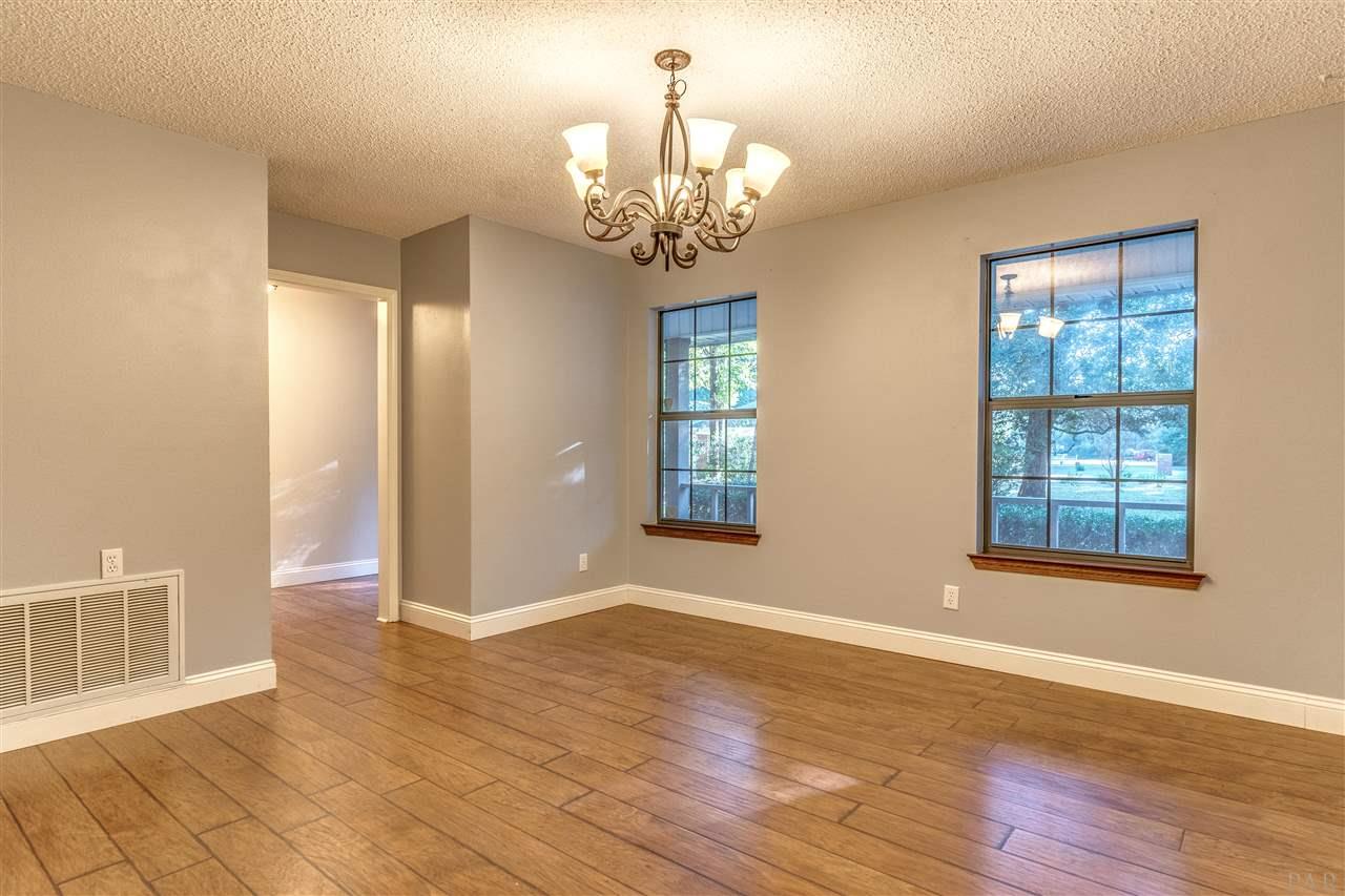 5599 Fox Fire Road Milton, FL 32570 - Photo 24 of 48 Gallery Image 24