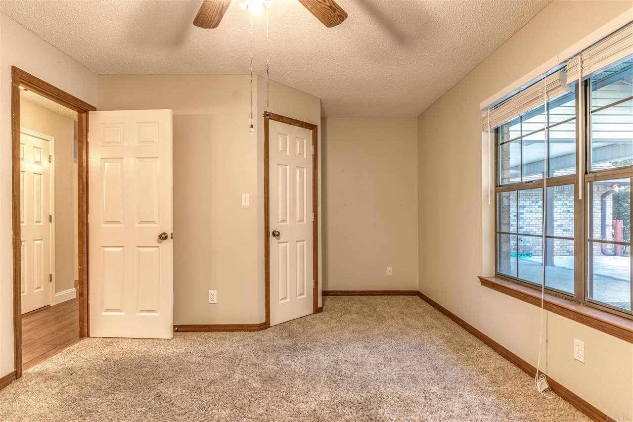 5599 Fox Fire Road Milton, FL 32570 - Photo 34 of 48 Gallery Image 34