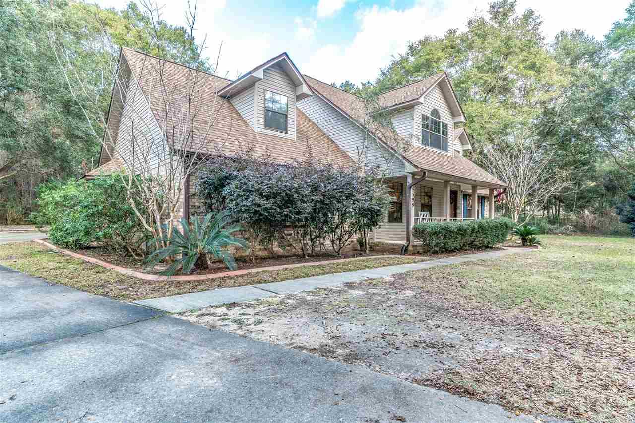 5599 Fox Fire Road Milton, FL 32570 - Photo 8 of 48 Gallery Image 8