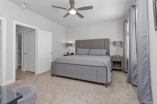 $325,000 | 454 South Centro Circle, Conroe, TX 77385