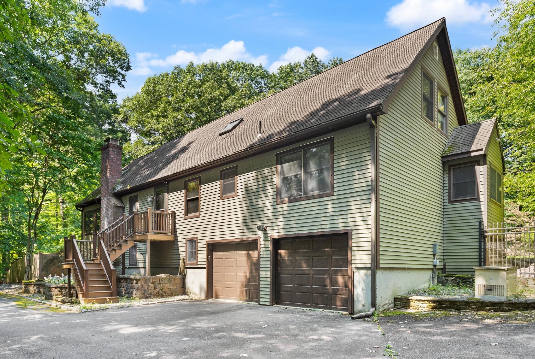 82 Corn Road Bolton, MA 01740 - Photo 4 of 39 Gallery Image 4