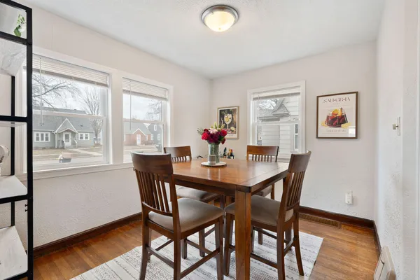 $214,900 | 711 6th Avenue Southwest, Austin, MN 55912