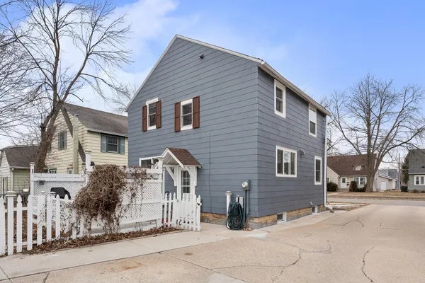 $214,900 | 711 6th Avenue Southwest, Austin, MN 55912
