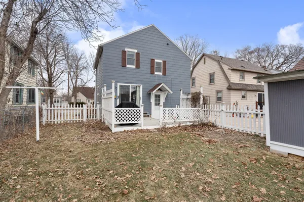 $214,900 | 711 6th Avenue Southwest, Austin, MN 55912
