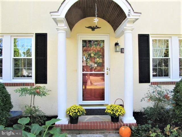 513 Forest View Road Linthicum, MD 21090 - Photo 2 of 47