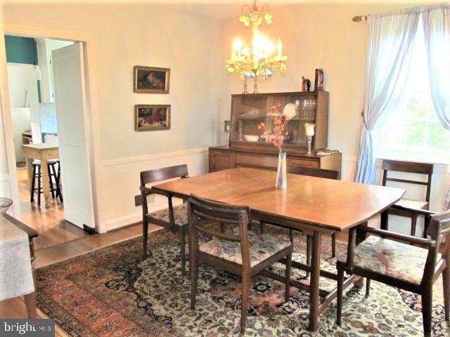 513 Forest View Road Linthicum, MD 21090 - Photo 15 of 47 Spacious dining room!