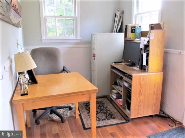 513 Forest View Road Linthicum, MD 21090 - Photo 22 of 47 Breakfast room/mudroom/office..whatever suits you!