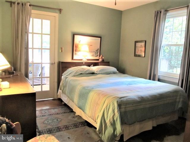 513 Forest View Road Linthicum, MD 21090 - Photo 23 of 47 First floor bedroom!