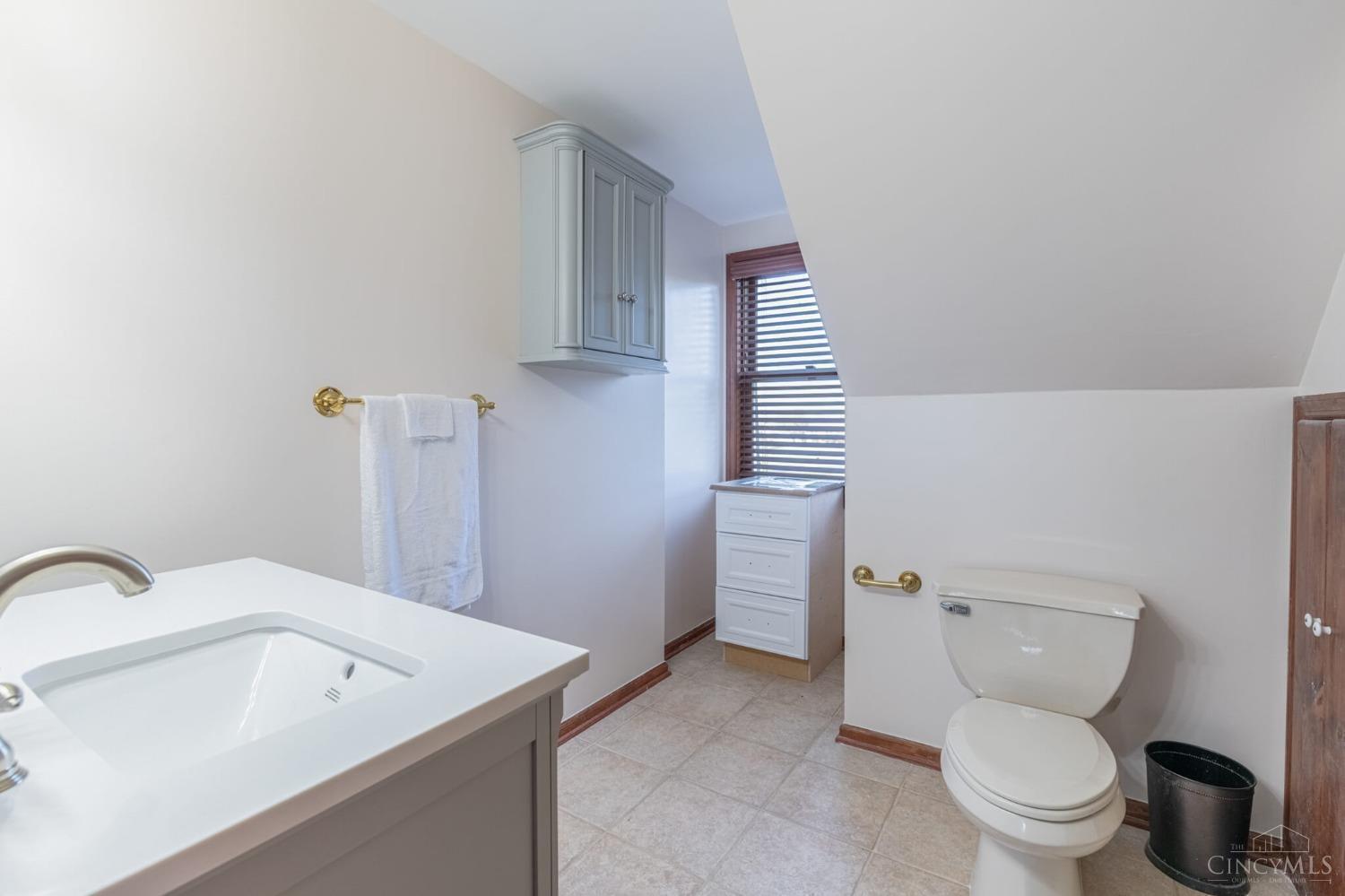 4195 Beal Road Franklin, OH 45005 - Photo 16 of 32 Gallery Image 16