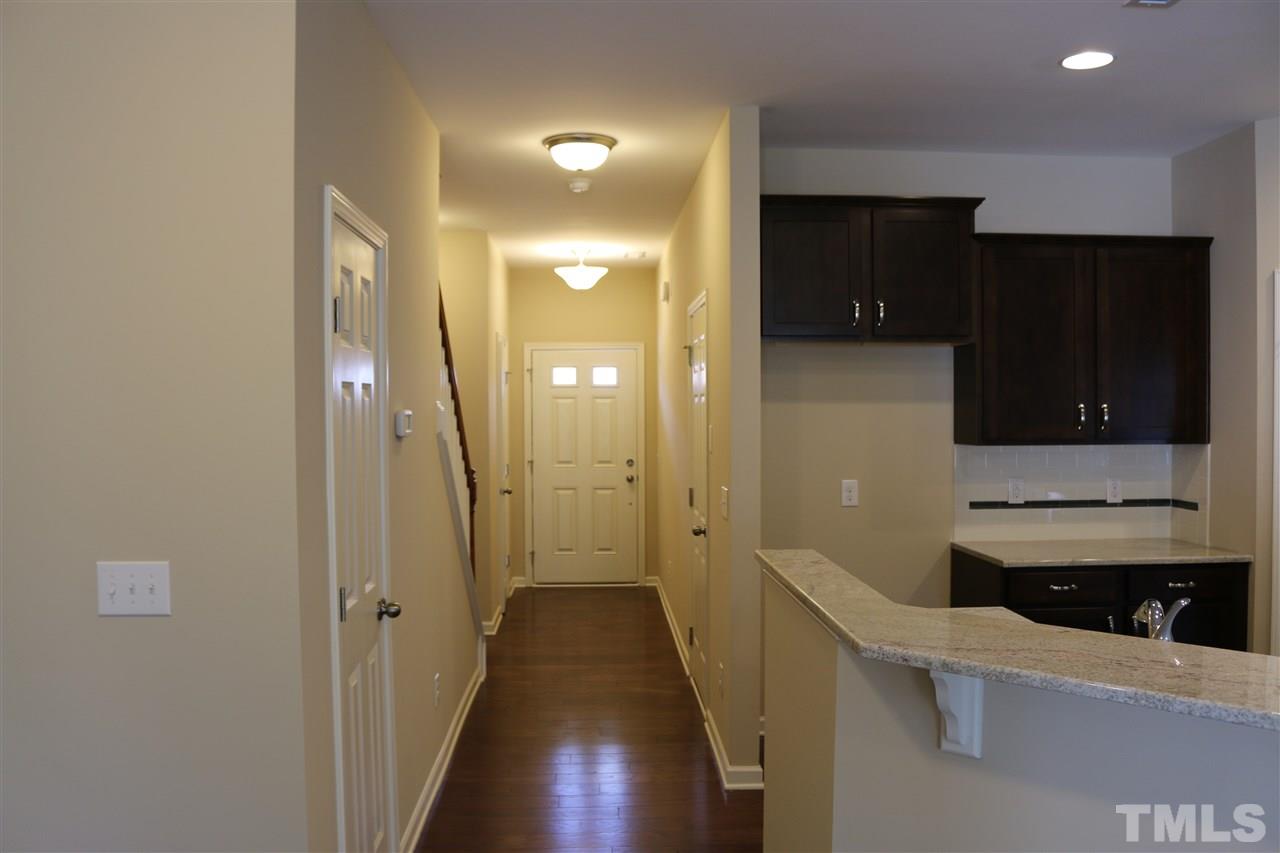 914 Consortium Drive Raleigh, NC 27603 - Photo 4 of 24 Gallery Image 4