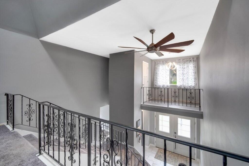 809 West 126th Court Crown Point, IN 46307 - Photo 27 of 47 a view of a porch with a window and a ceiling fan