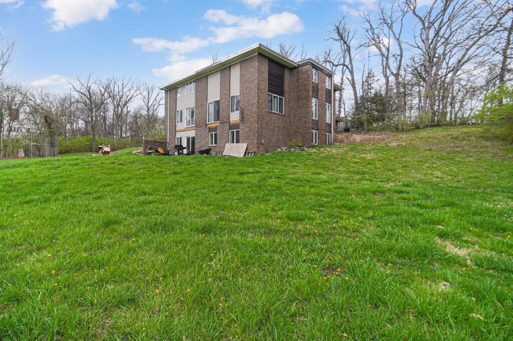 809 West 126th Court Crown Point, IN 46307 - Photo 43 of 47 a backyard of a house with lots of green space